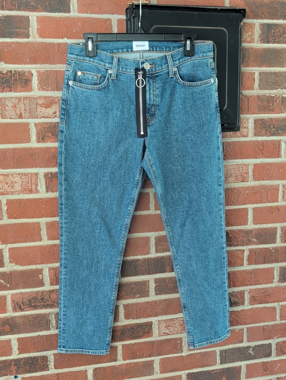 Hudson Mid rise Riley Crop Straight Jeans Size 27 (1066)